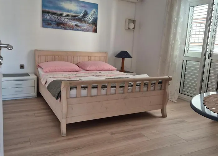 Baska Voda Lägenhet Baška Voda